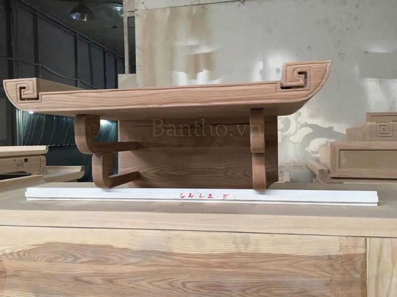 .
Morehome có tay nghề sản xuất bàn thờ treo tường chung cư để đáp ứng nhu cầu thờ cúng tổ tiên của khách hàng, với kiểu dáng hiện đại bằng gỗ óc chó.
